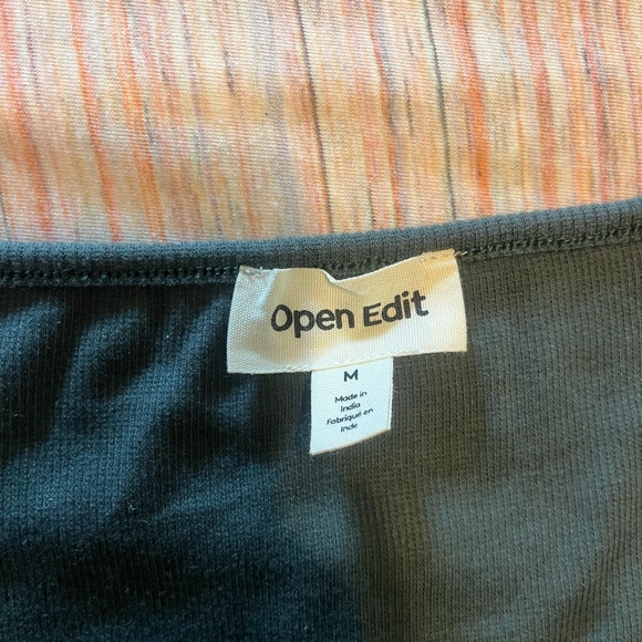 Green body suit - Picture 2 of 4